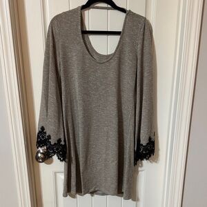 JODIFL brown Tunic with Black Lace Sleeves